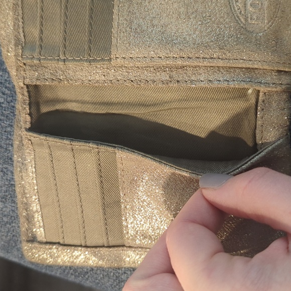 Fossil Fold Wallet in Metallic Light Gold/Tan - Picture 10 of 11
